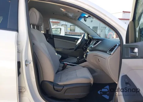 2018 Hyundai Tucson Se z USA, uszkodzony, nr VIN KM8J2CA48JU660214